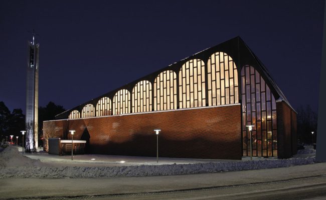 Teippaus_ja_tulosteet_Karjasillan-Kirkko-4-eedit_T